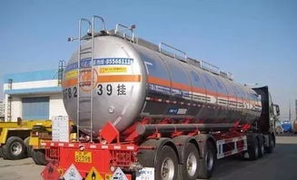新規(guī)上路 貨車司機(jī)1月1日起強(qiáng)制扣繳稅款，危險(xiǎn)貨物運(yùn)輸違規(guī)最高罰20萬